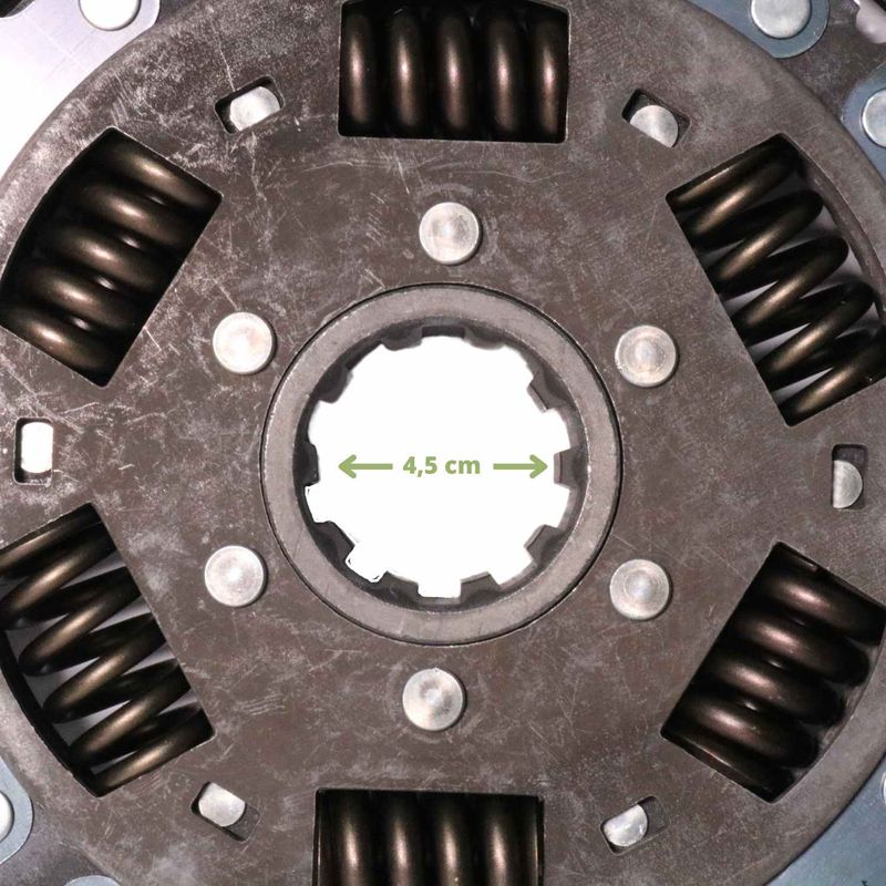 335034110_05